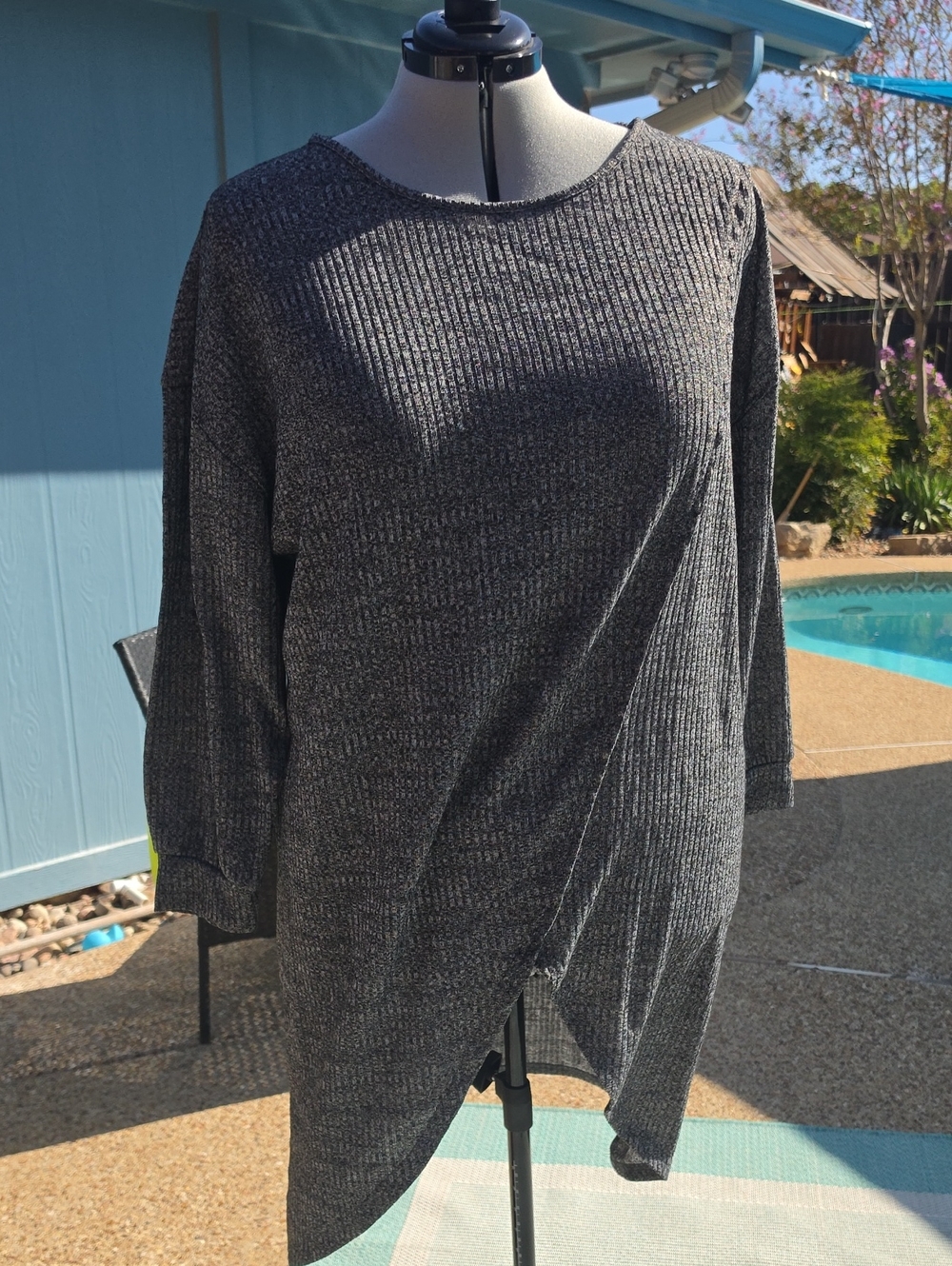SHEIN Charcoal Gray Ribbed Asymmetric Tunic Sweater
